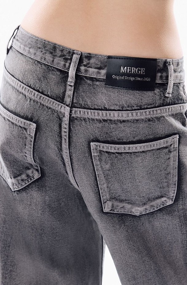 Baggy Jeans – Signature Shades