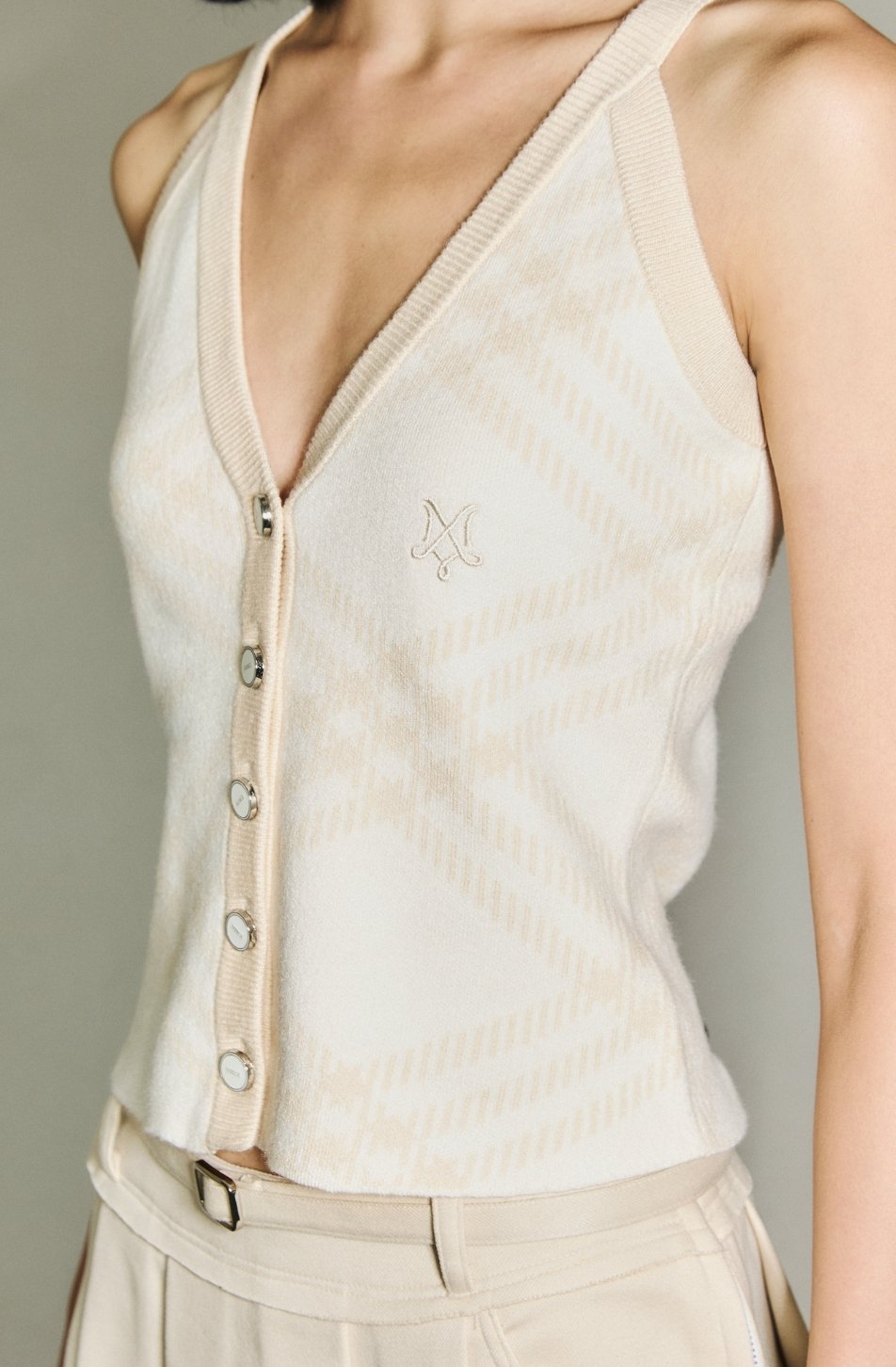 Noir Vest