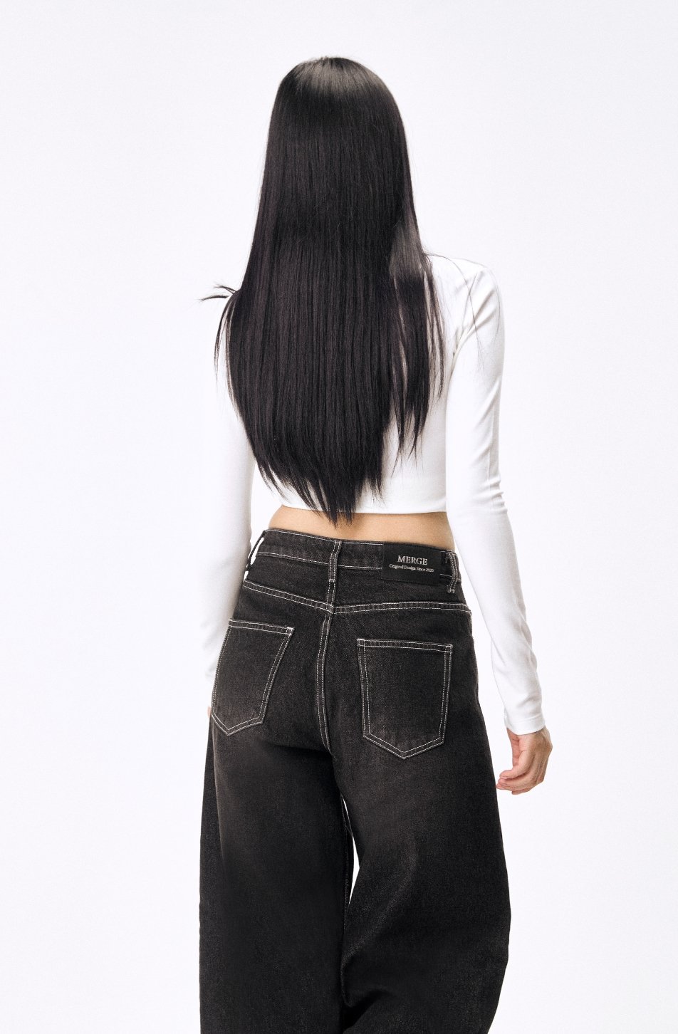 Signature Curve Jeans (Mid Waist) (จัดส่ง 10/06)