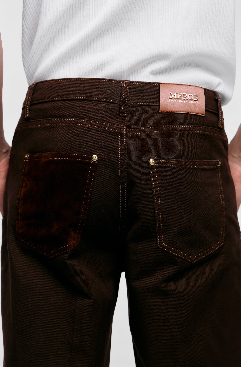 Slim Mid Waist Jeans 03 (จัดส่ง 04/08)