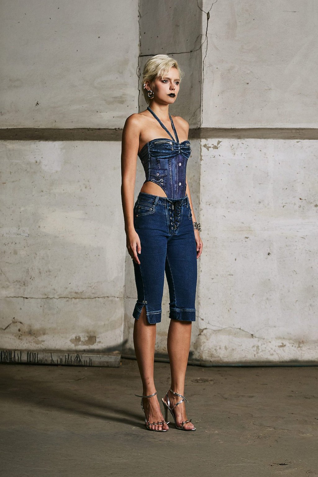 Merge Lacing Capri Jeans