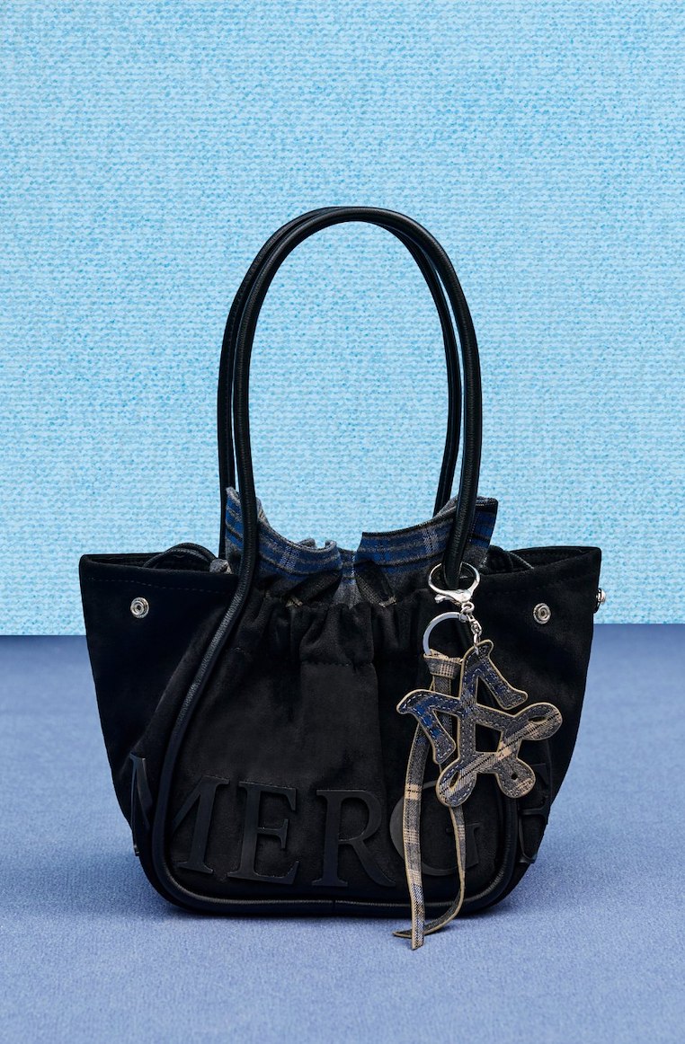 Merge A Day Bag With Heart in Mini (Ship 31 May)