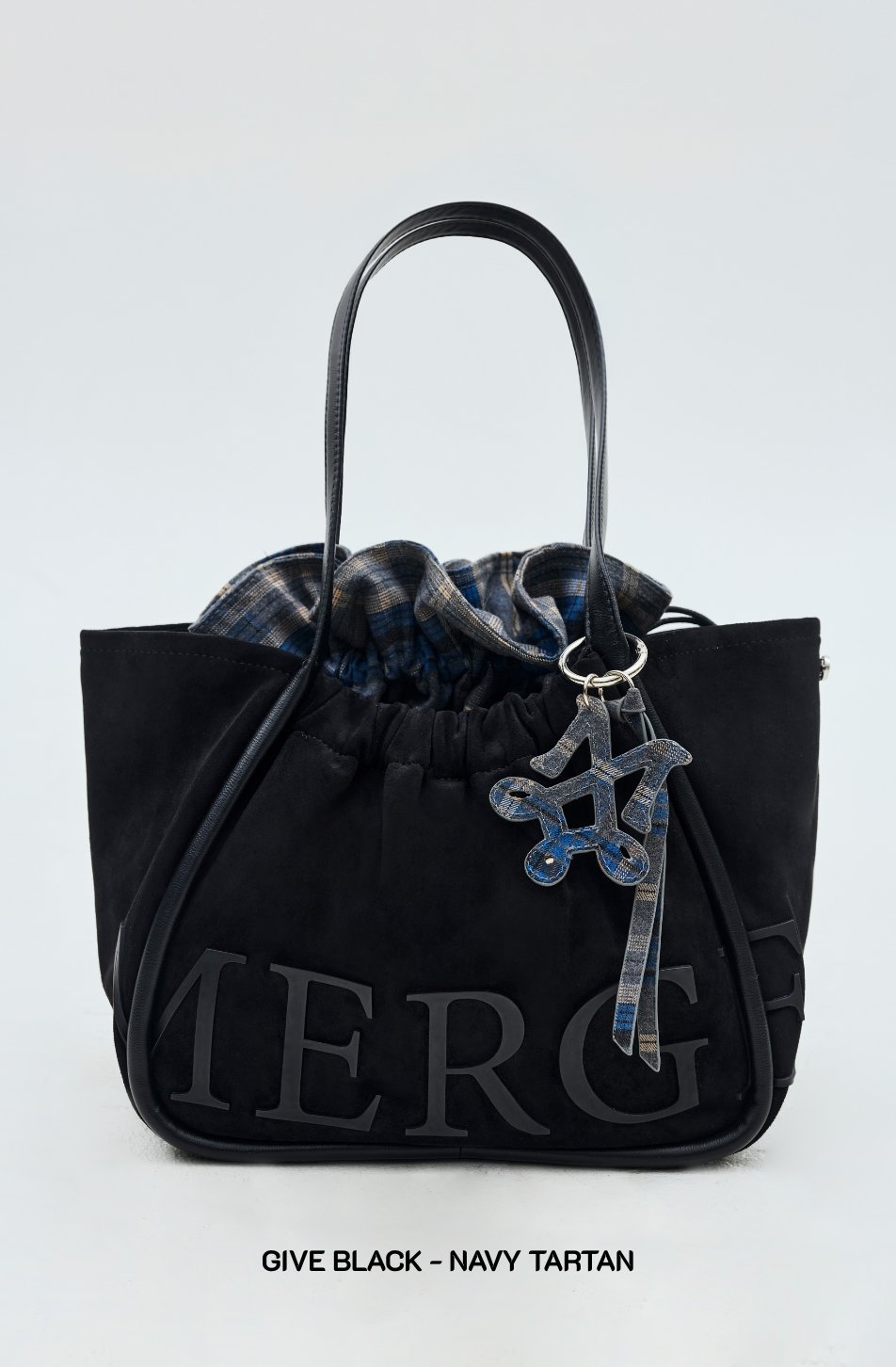 Merge A Day Bag With Heart in Medium (Ship 31 May)