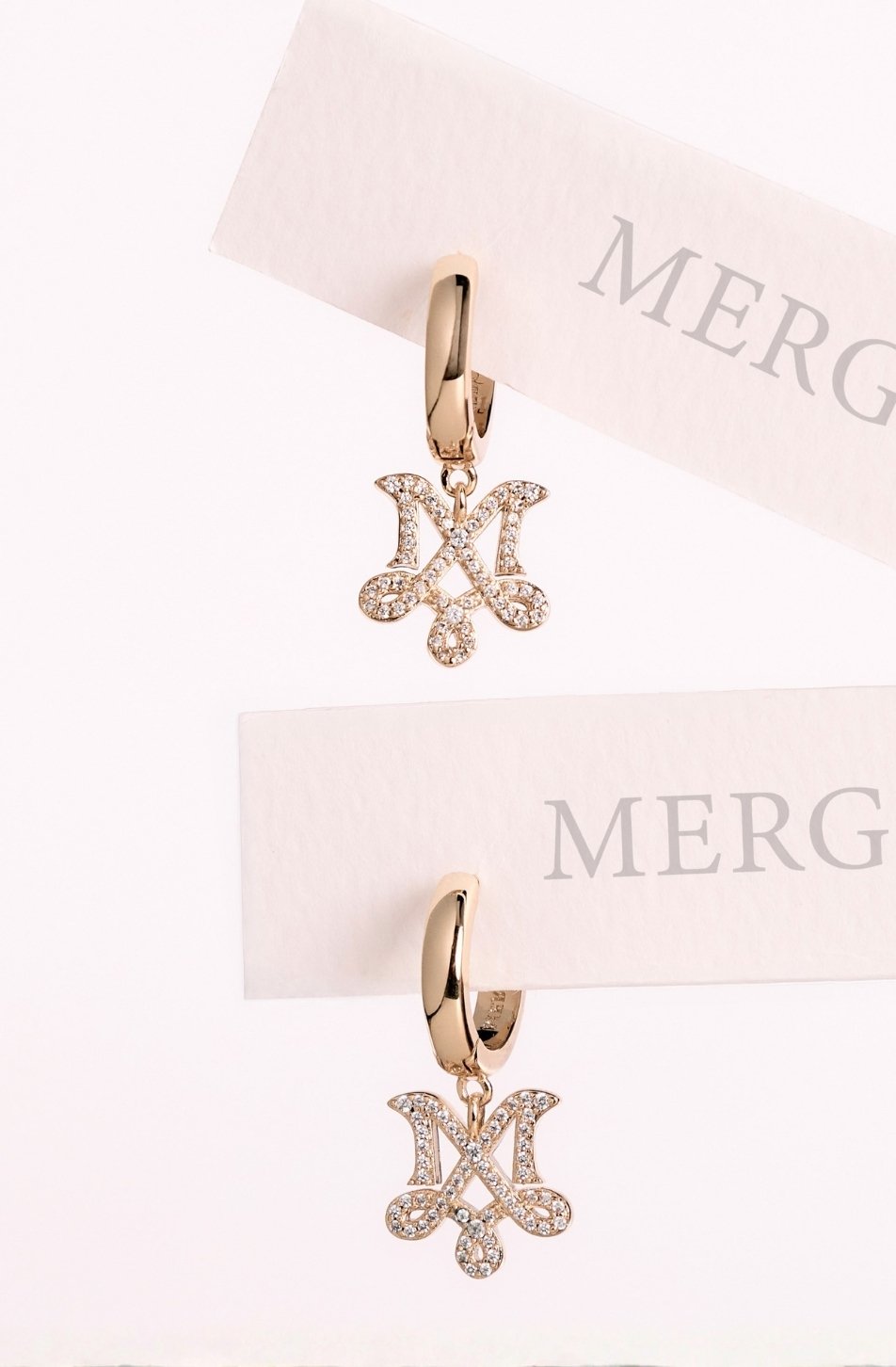 Merge Hoop Earrings (Crystal Champagne จัดส่ง 17/07)