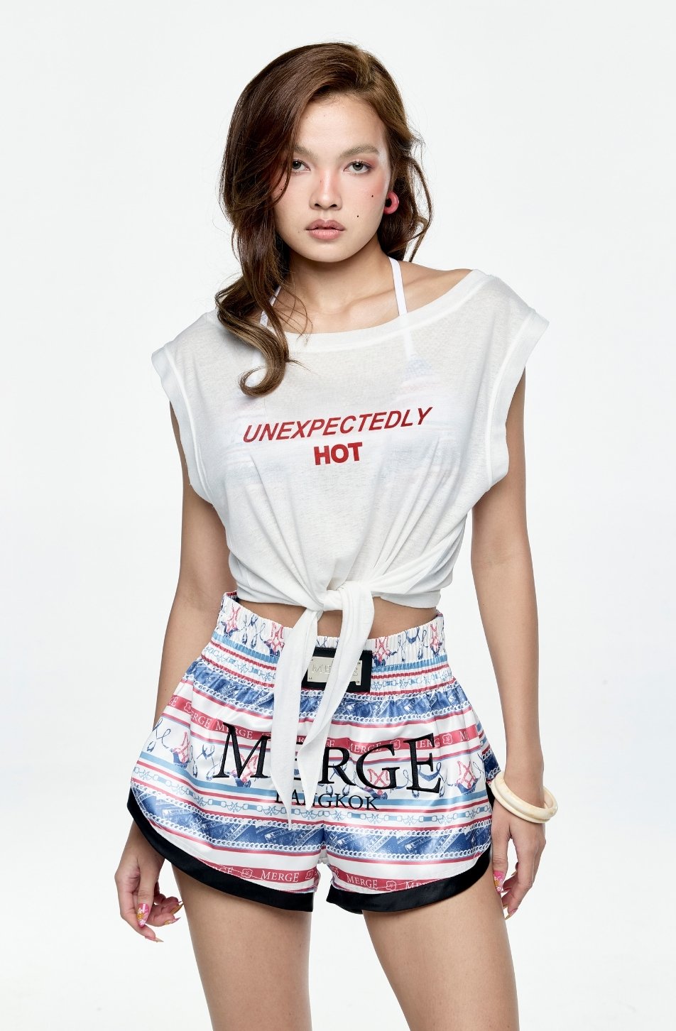 Merge Wrap Crop Top (จัดส่ง 22/04 , Thai Text White , Wet พร้อมส่ง)