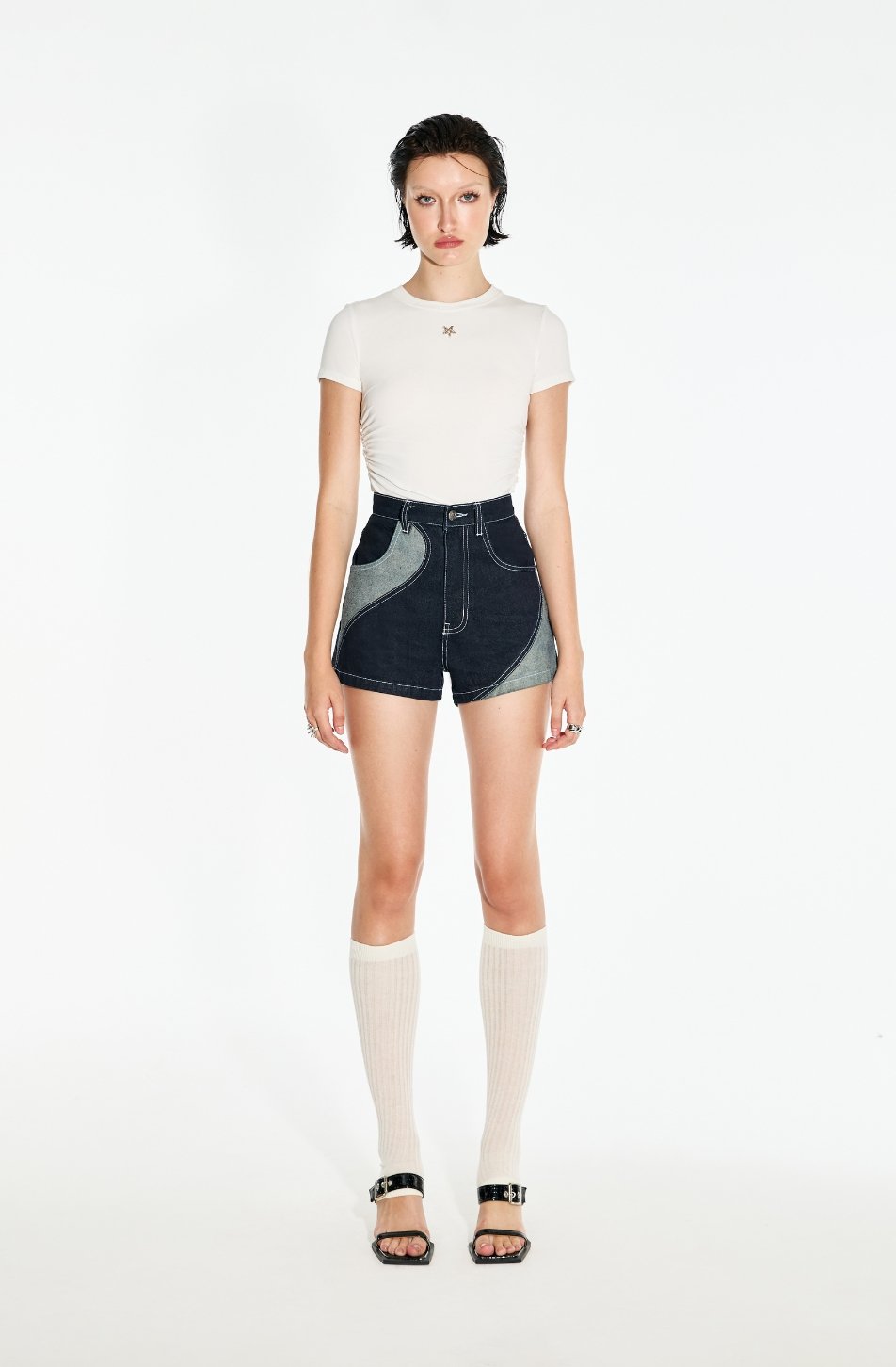 Signature Denim Shorts 01