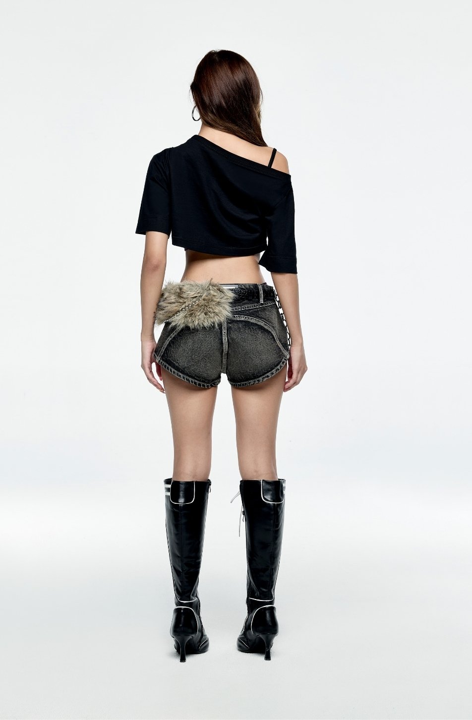 Sandy Cropped Tee
