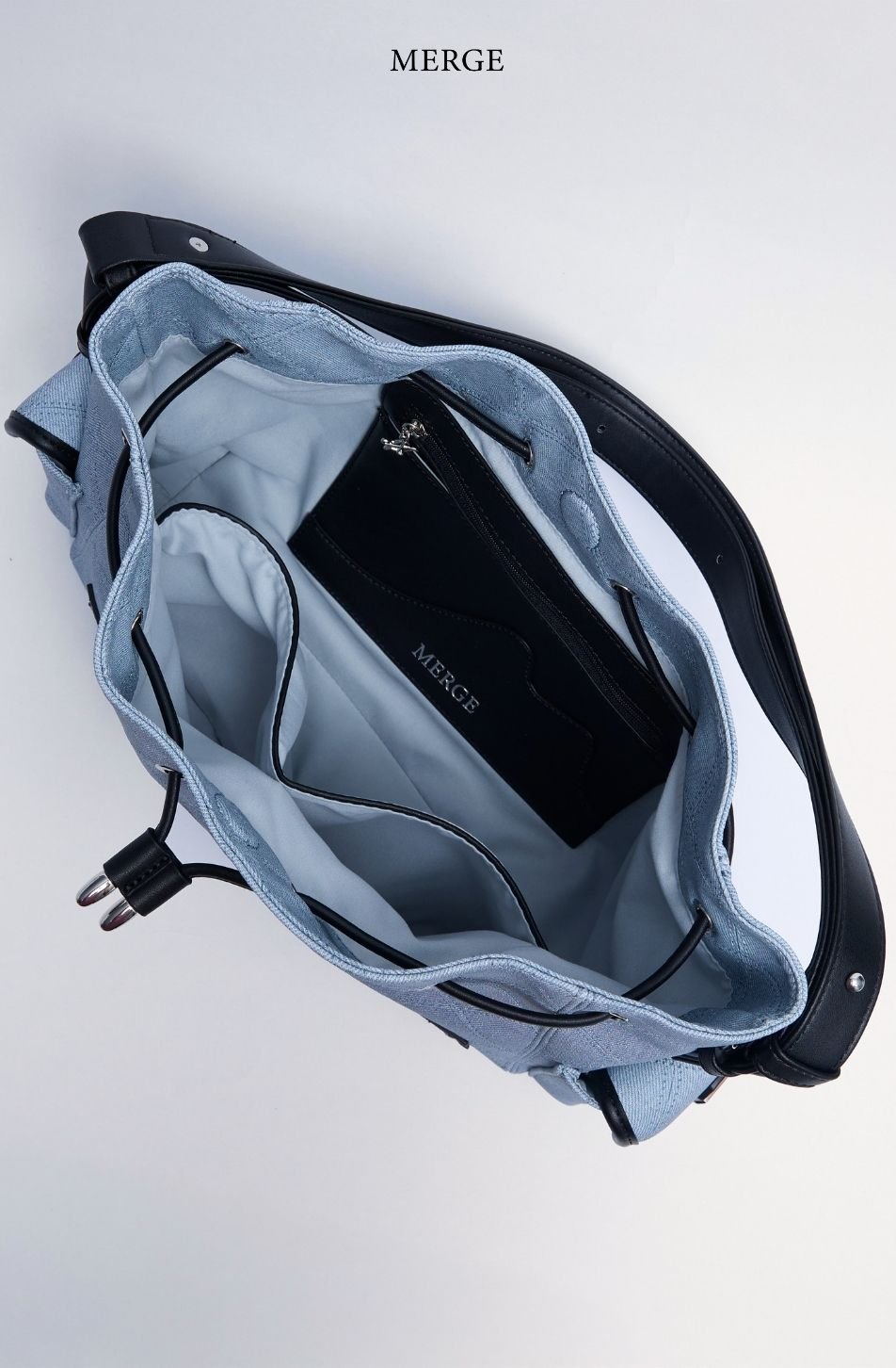 Merge On Time Bag Medium - Misty Blue (จัดส่ง 4-6 Nov)