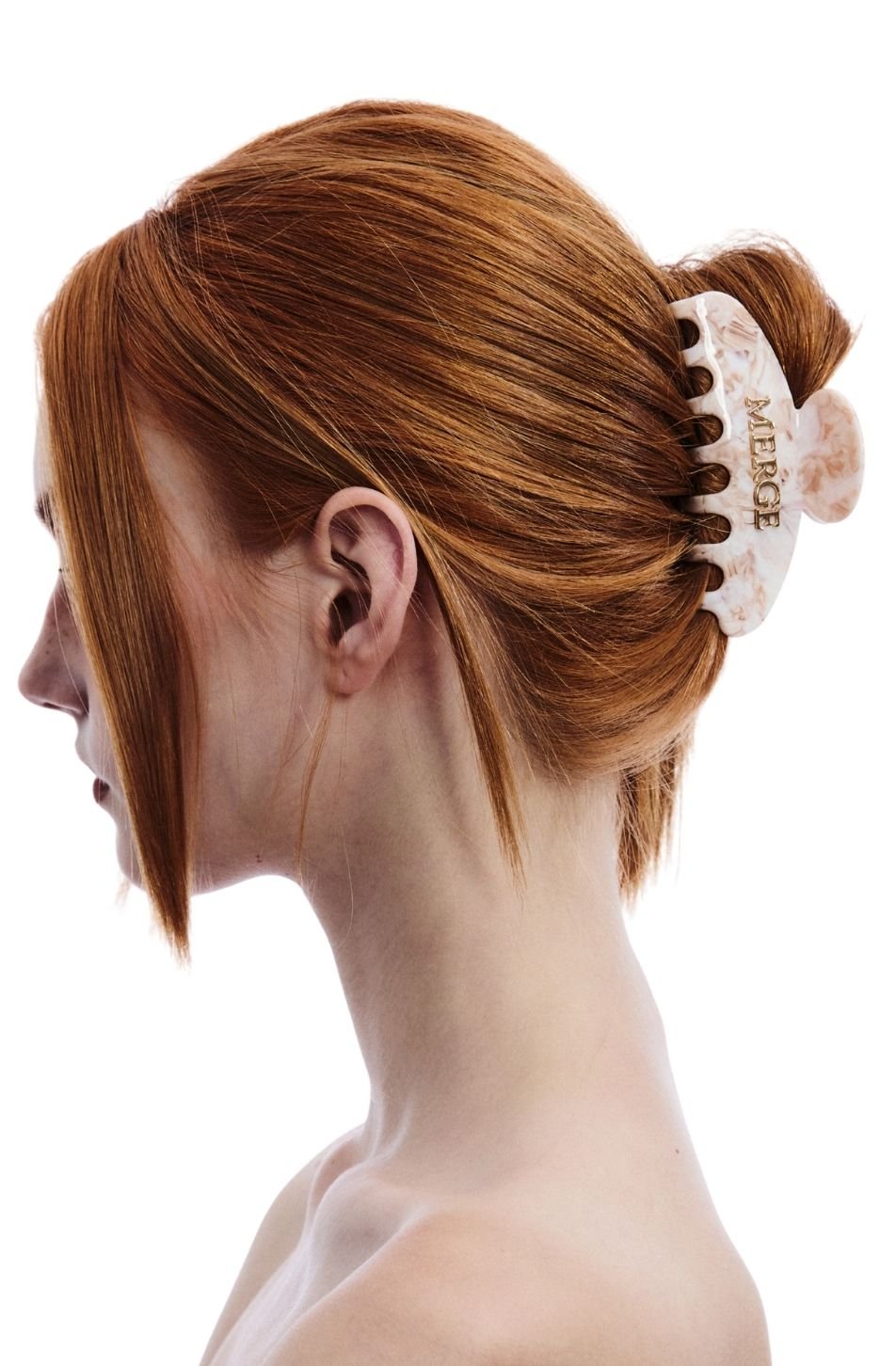 Merge Daisy Hair Claw (จัดส่ง 08/09)
