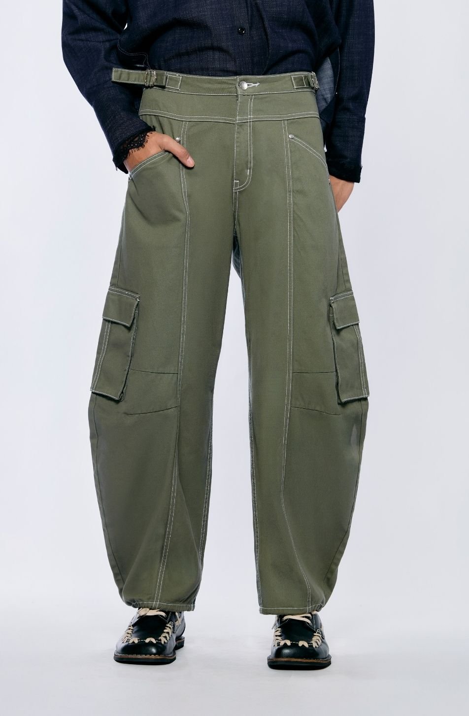 Cargo Barrel Pants (จัดส่ง 01/10)