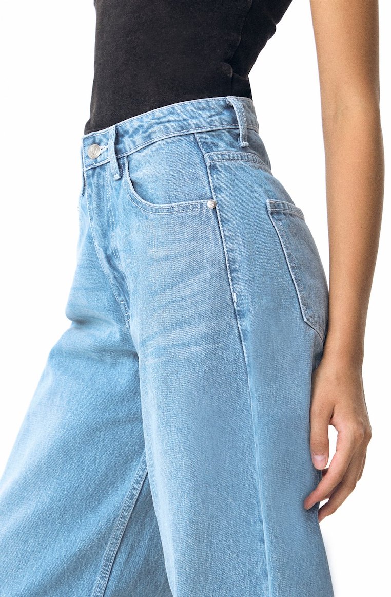 Signature Curve Jeans (Mid Waist) (จัดส่ง 10/06)