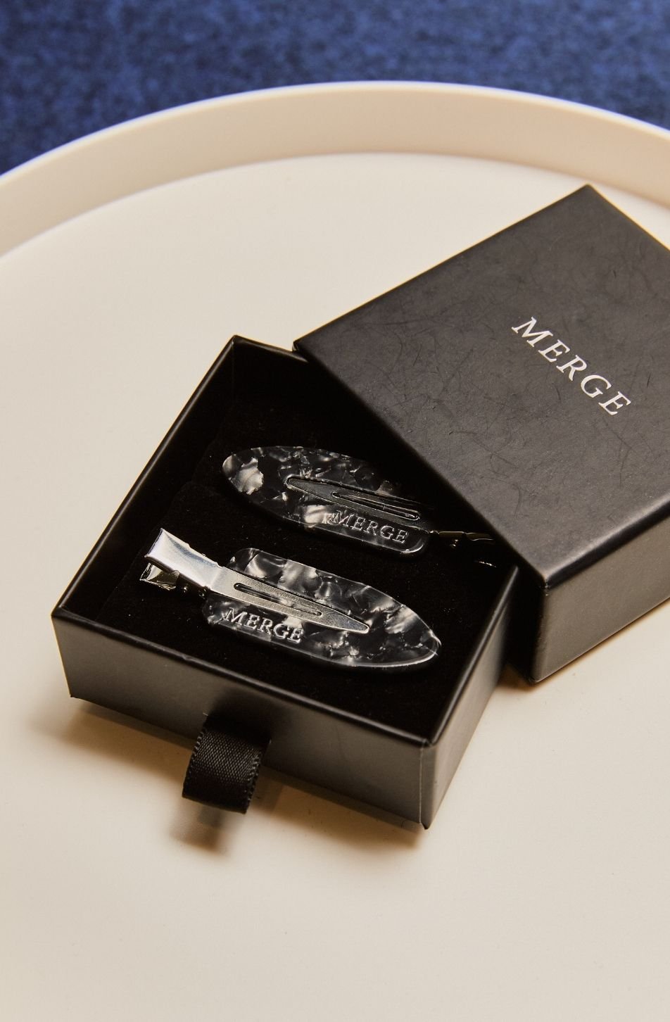 Merge Janist Hair Clips (จัดส่ง 01/09)