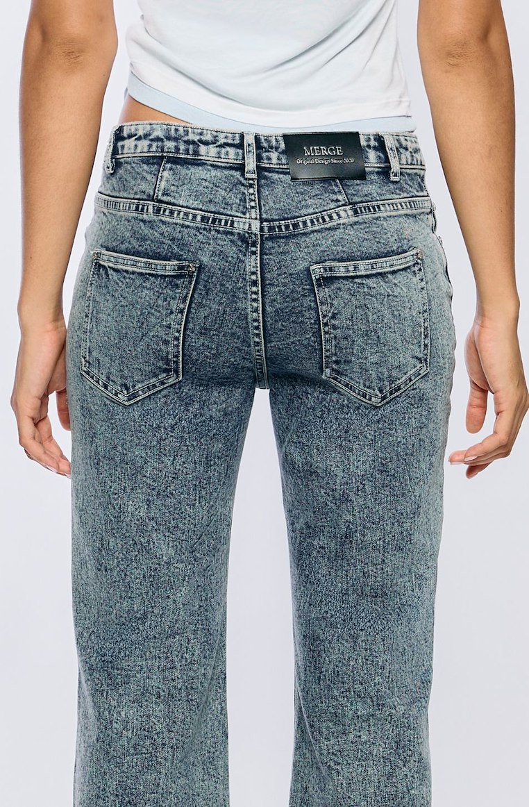 Actual Low Waist Flare Jeans (จัดส่ง 24/09)