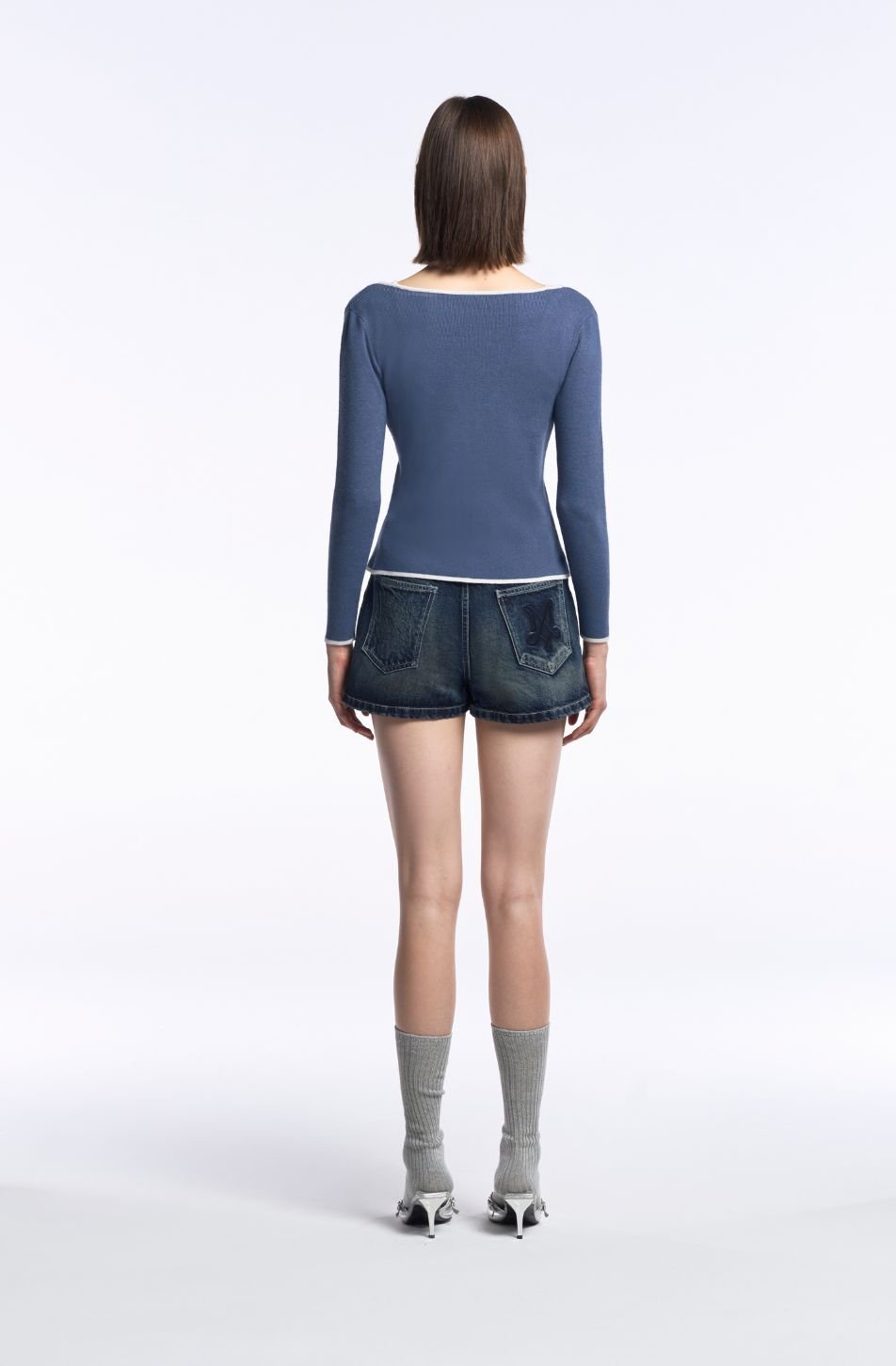 Hannah Layer Cardigan จัดส่ง 18/08