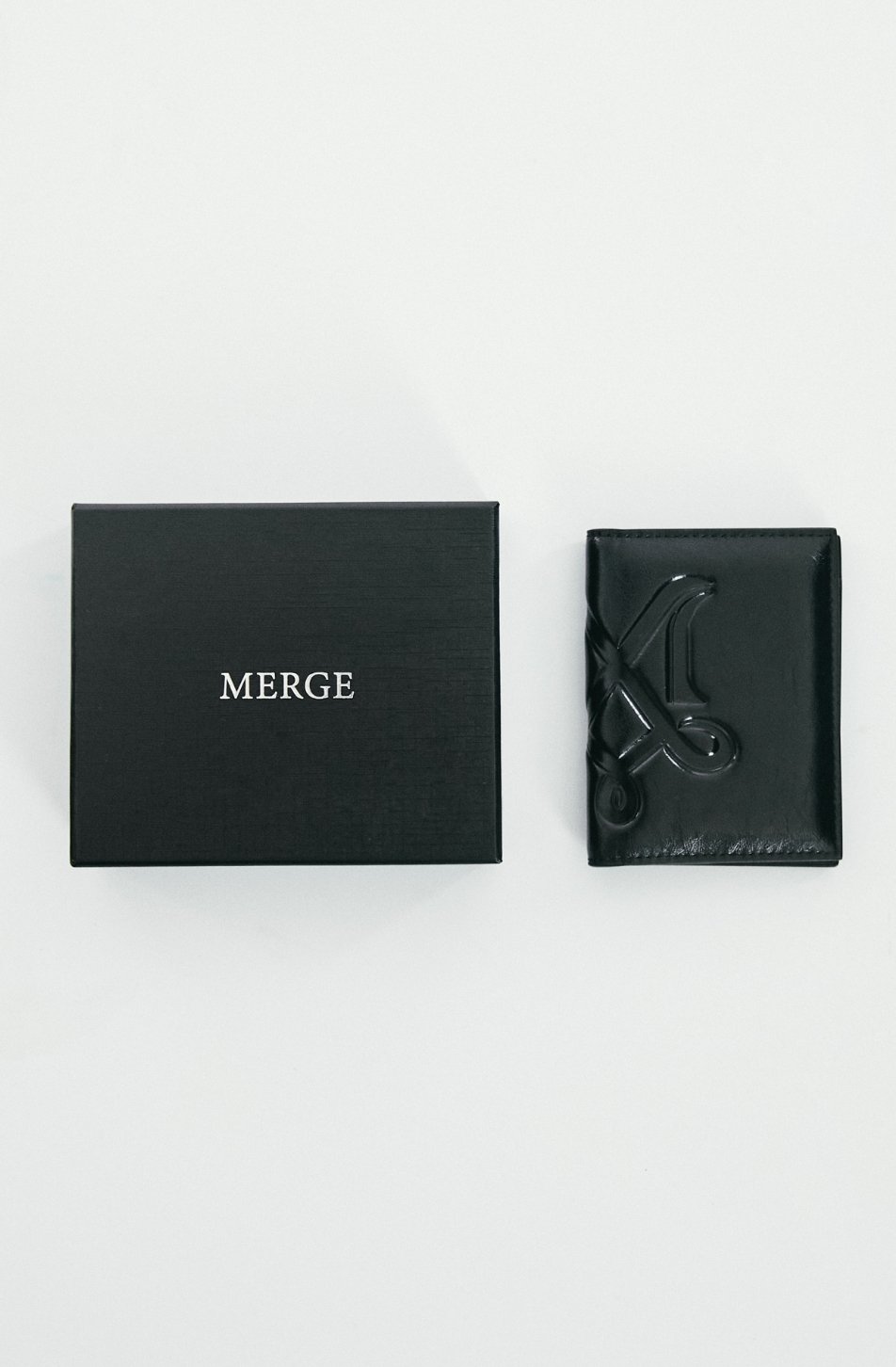 Merge AIrich Leather Card Case