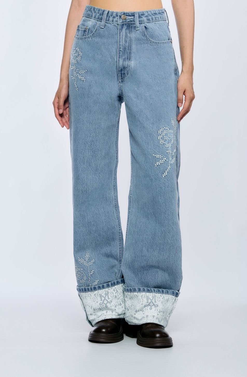Straight Hem Jeans (จัดส่ง 29/09)