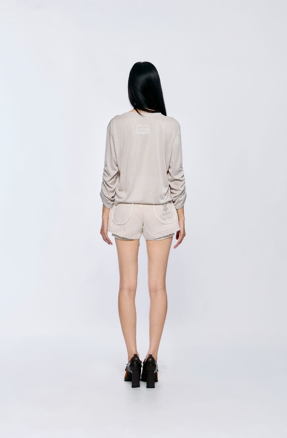 Ciel Long Sleeve Tee (พร้อมส่ง / Beige จัดส่ง 21/09)