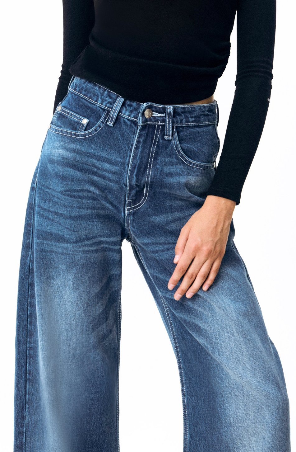 Signature Curve Jeans (Mid Waist) (จัดส่ง 10/06)