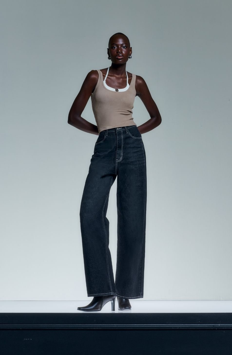 Mona Layer Top
