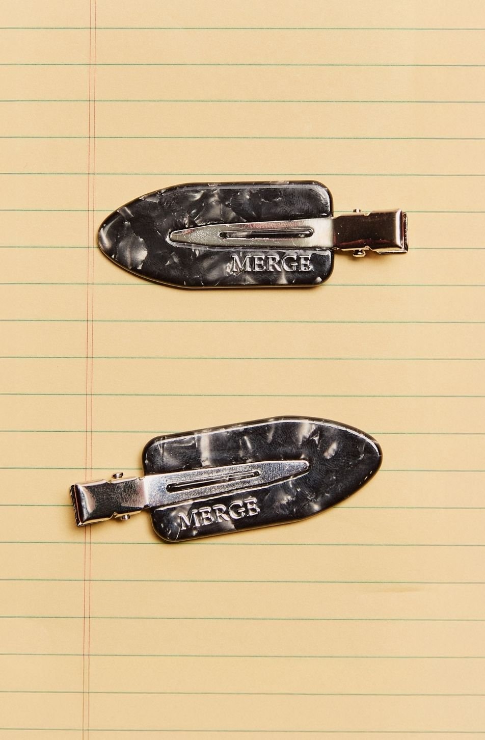 Merge Janist Hair Clips (จัดส่ง 01/09)