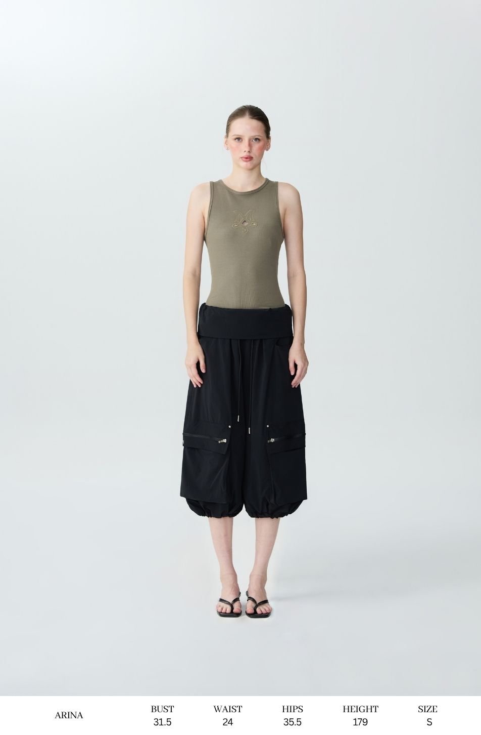 Taylor Nylon Pants (จัดส่ง 19/11)