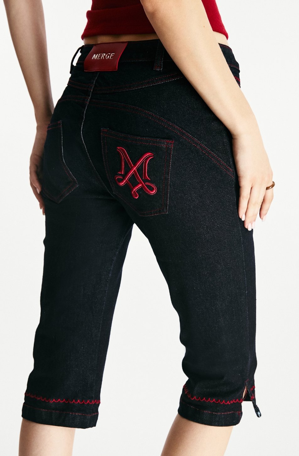 Merge Capri Jeans (จัดส่ง 29/01)