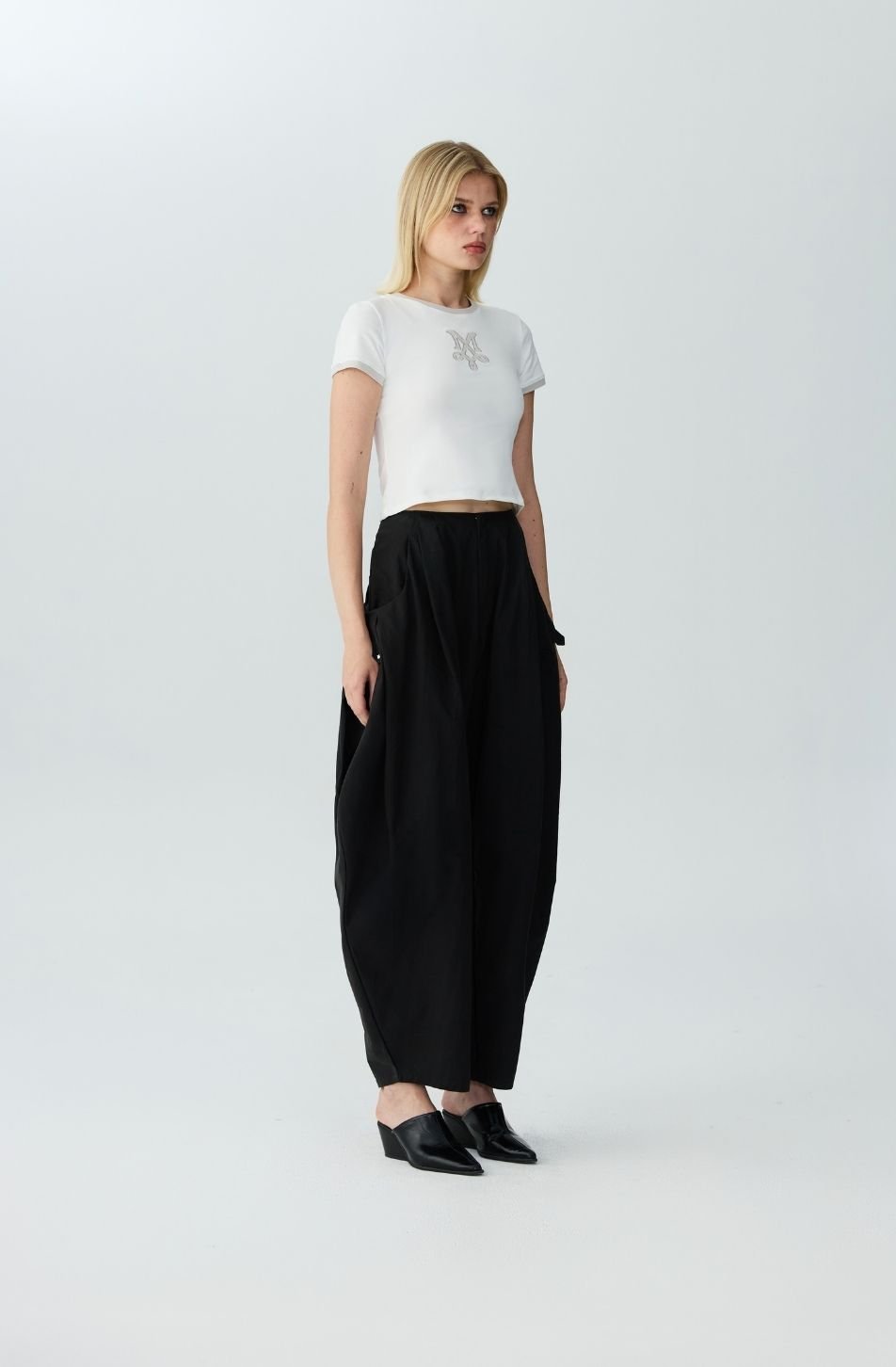 Brooke Nylon Pants (จัดส่ง 04/11)