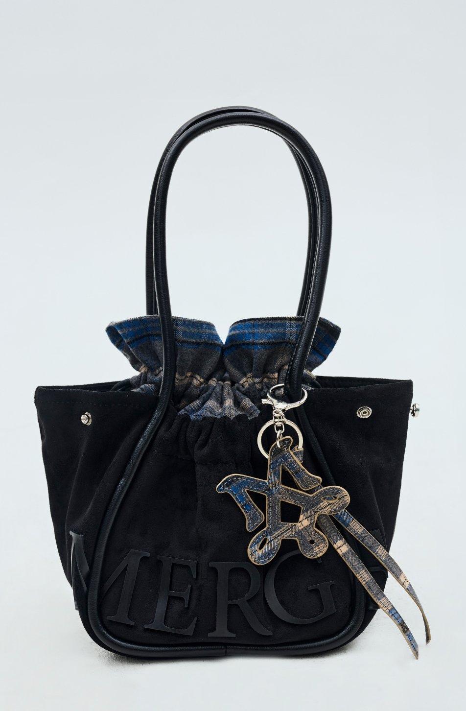 Merge A Day Bag With Heart in Mini (Ship 31 May)