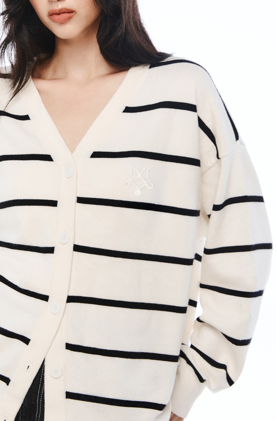Merge Flow Cardigan (จัดส่ง 08/06)