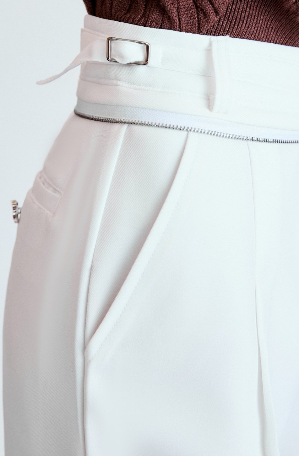 Merge Adjust Pants (White Zipper จัดส่ง 16/04)
