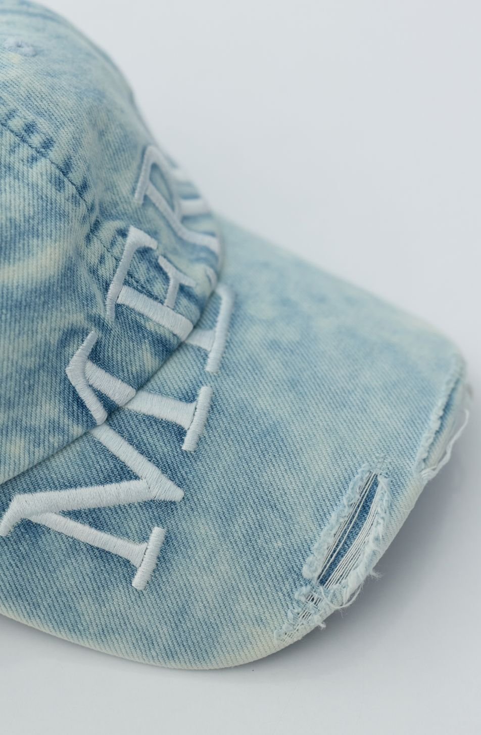Merge Text Denim Cap (Pink Fade จัดส่ง 31/10)