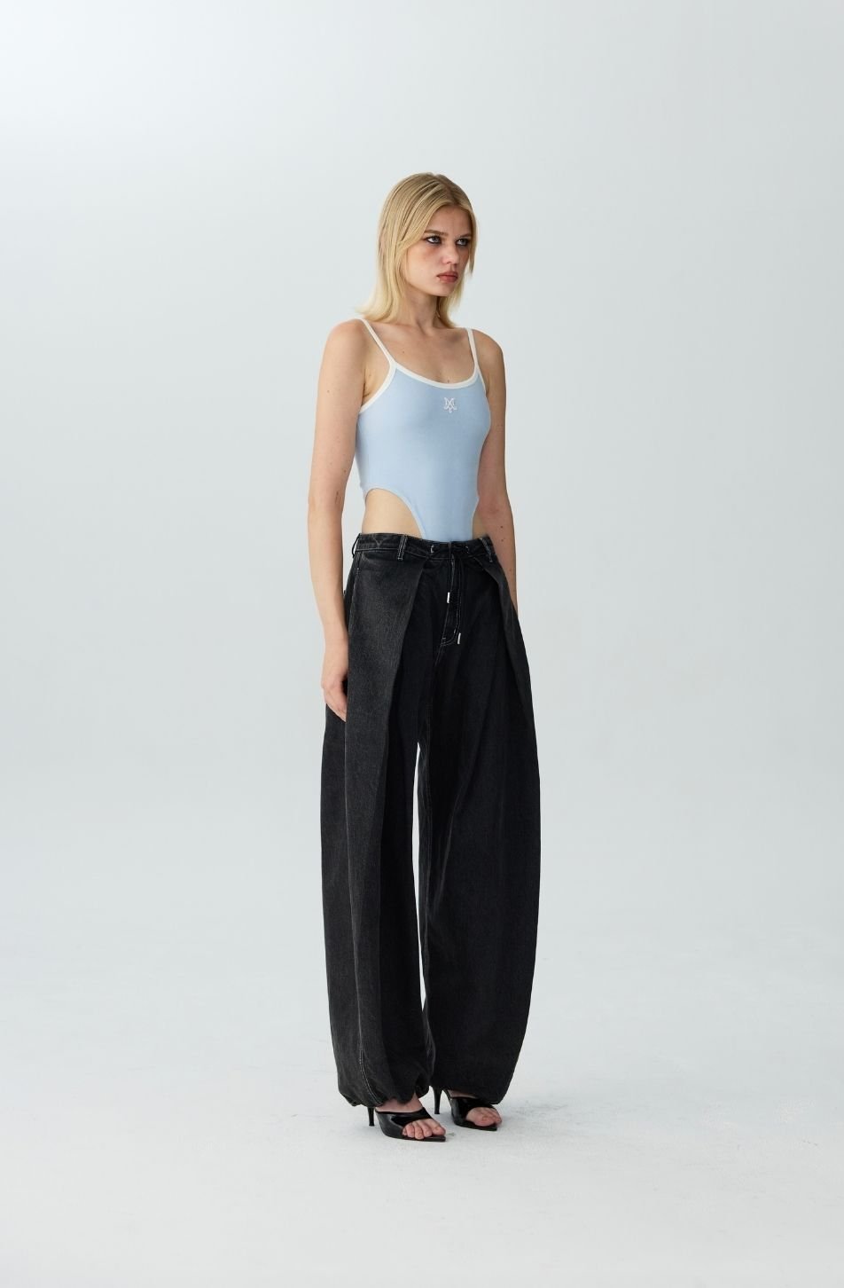 Bubble Barrel Jeans (จัดส่ง 19/11)