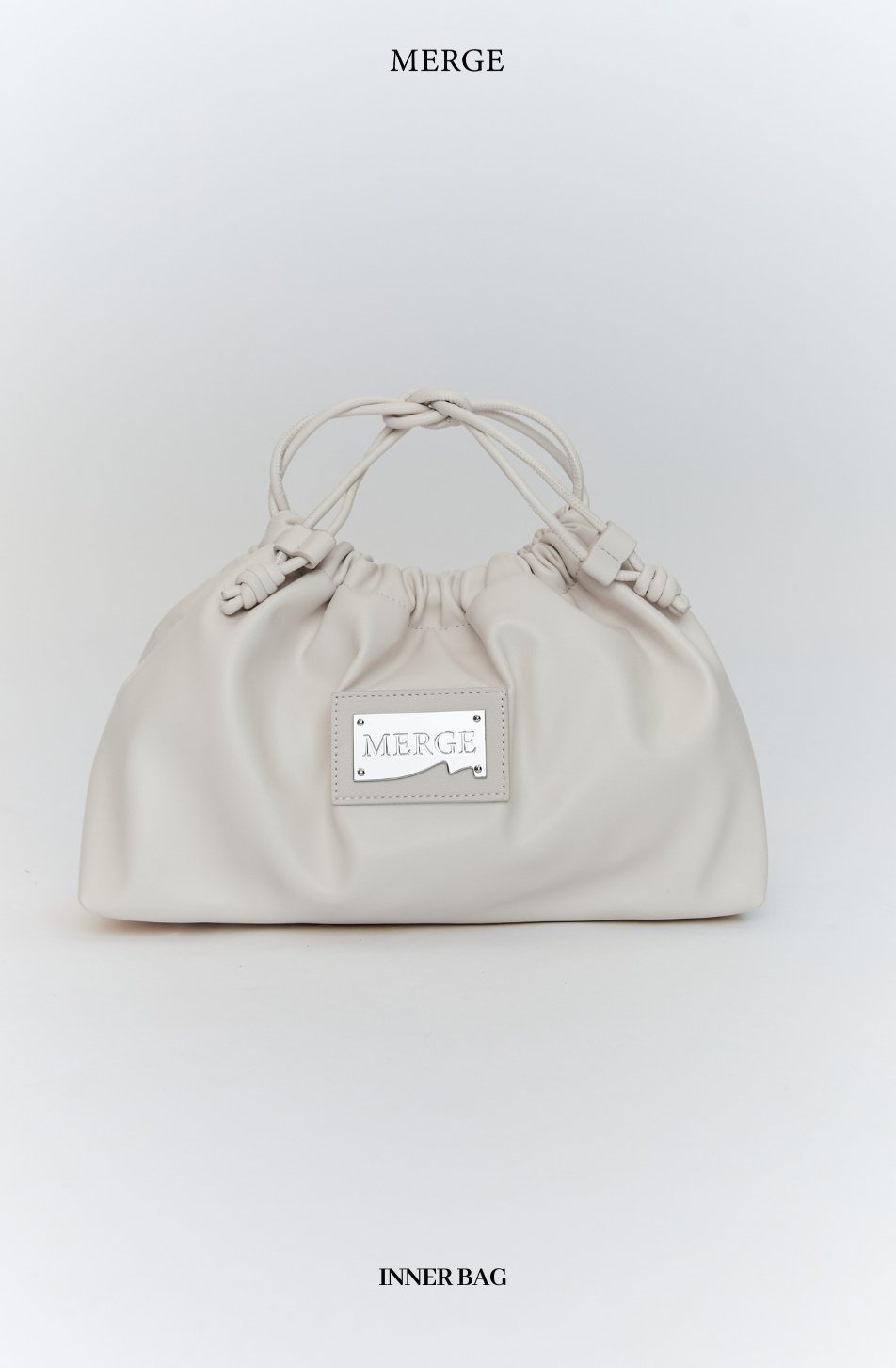 Merge It Bag 26 Cloud Dancer