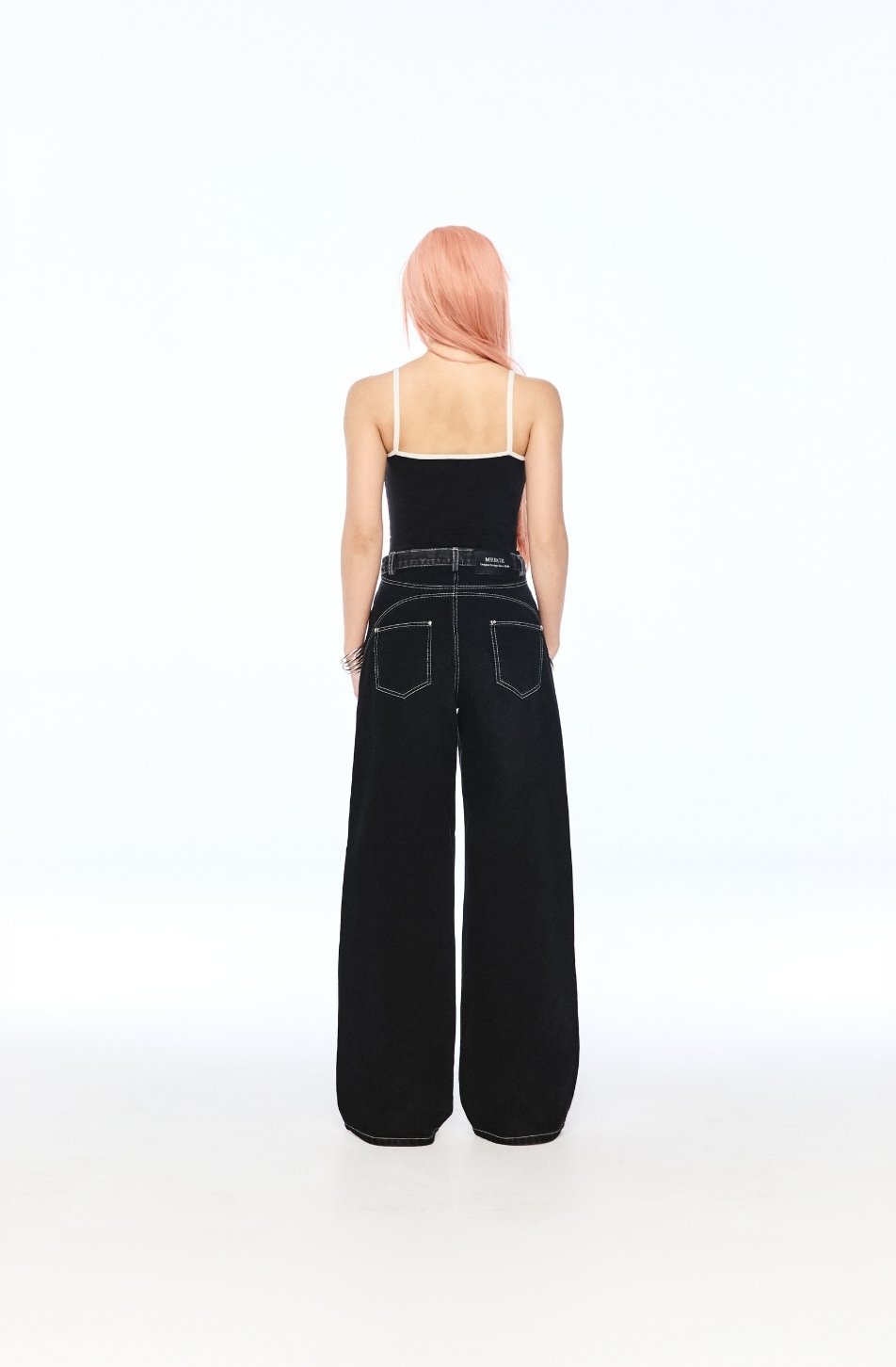 Shape Wide Jeans (จัดส่ง 26/06)