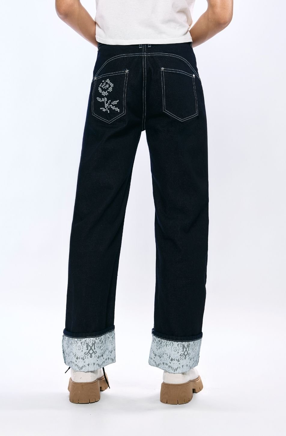 Straight Hem Jeans (จัดส่ง 29/09)