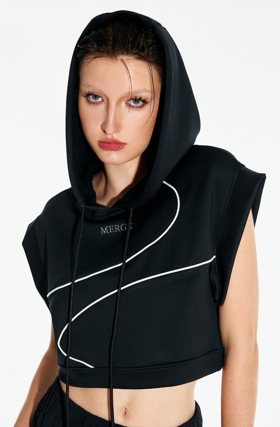 Remi Cropped Hoodie