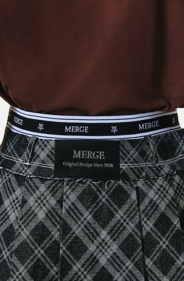 Fizz Mini Skirt