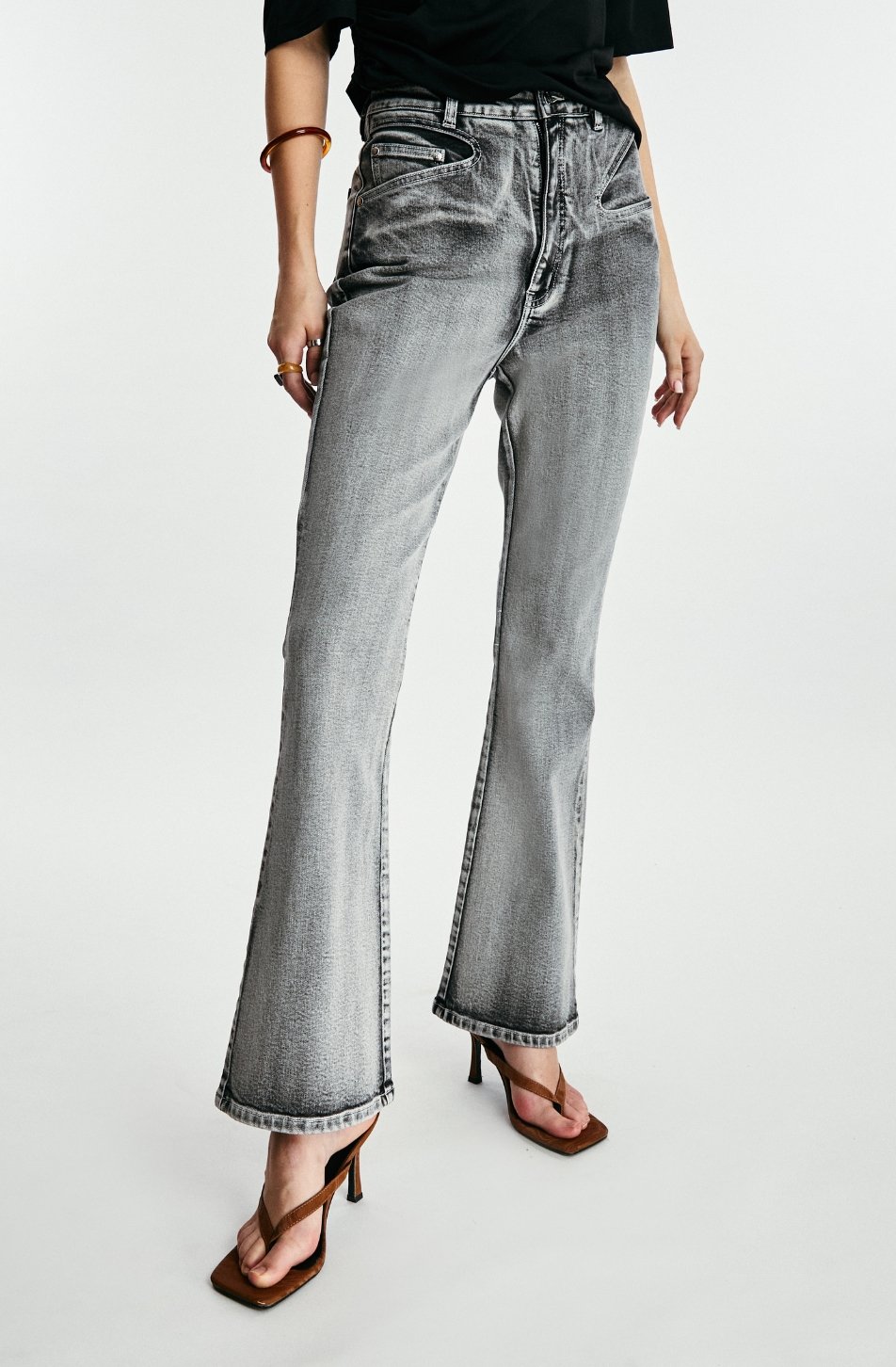 Merge Curve Up Jeans (จัดส่ง 27/01)