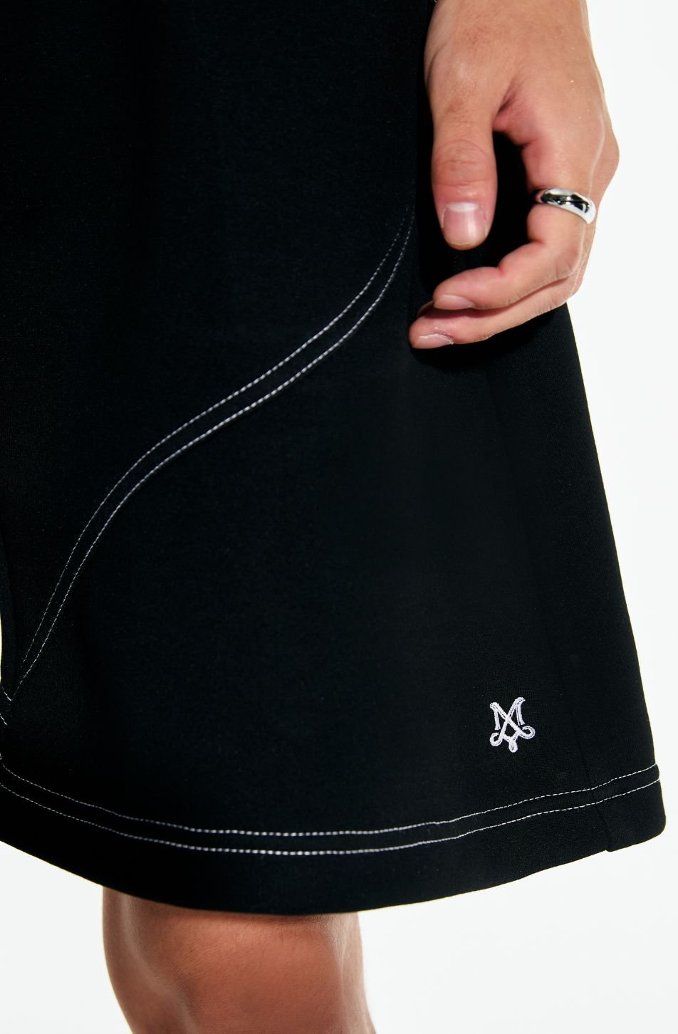 M Curve Sweat Jorts