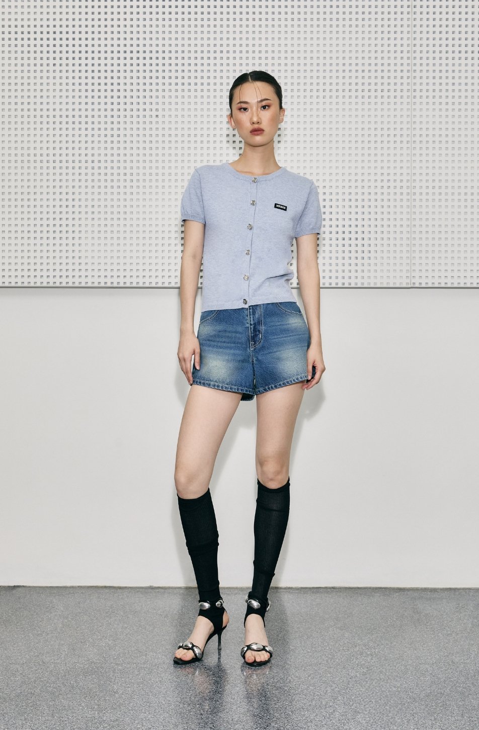 Signature Denim Shorts 01