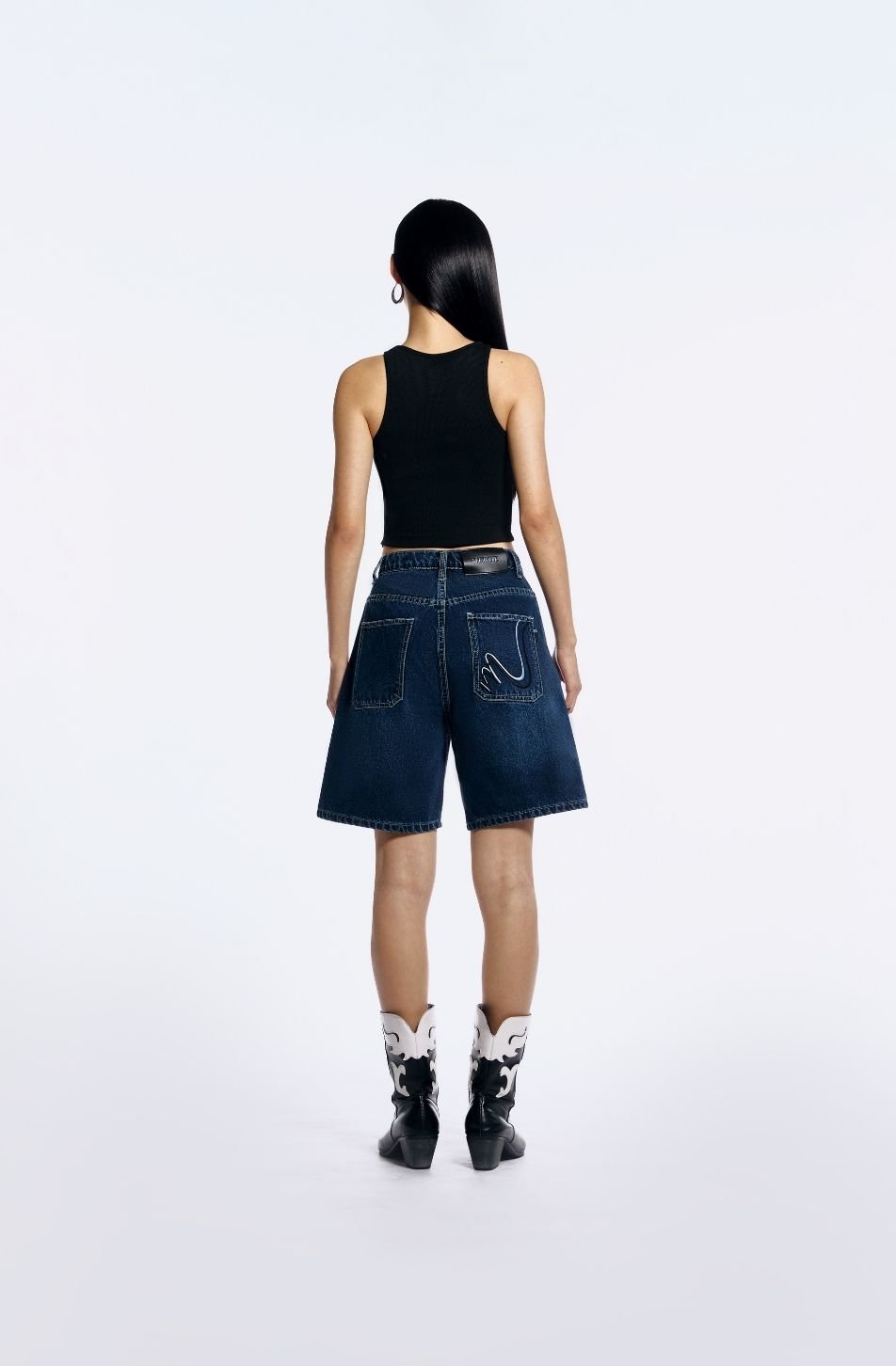 Ami Crop Top