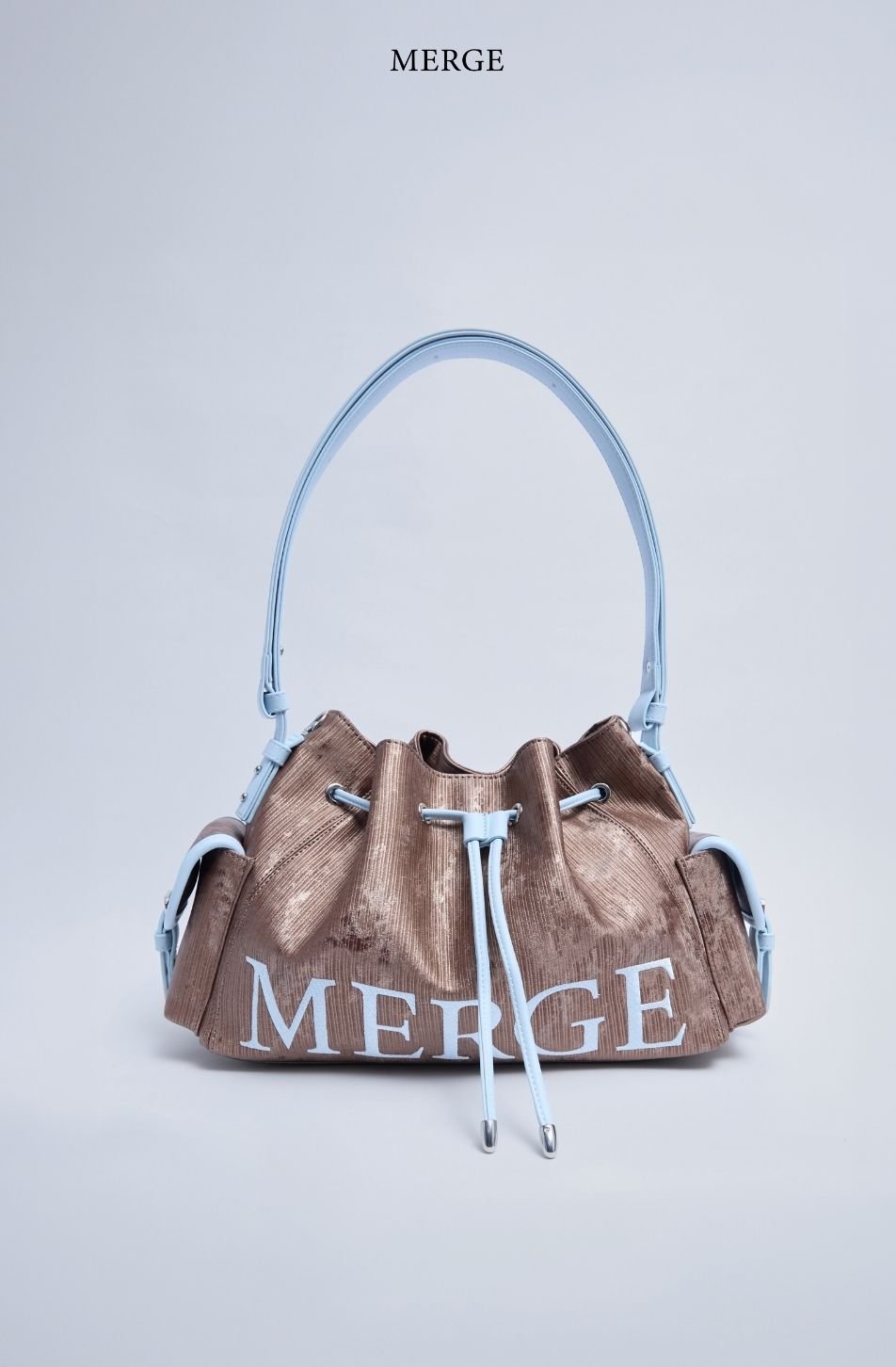 Merge On Time Bag Medium - Cove Brown (จัดส่ง 4-6 Nov)