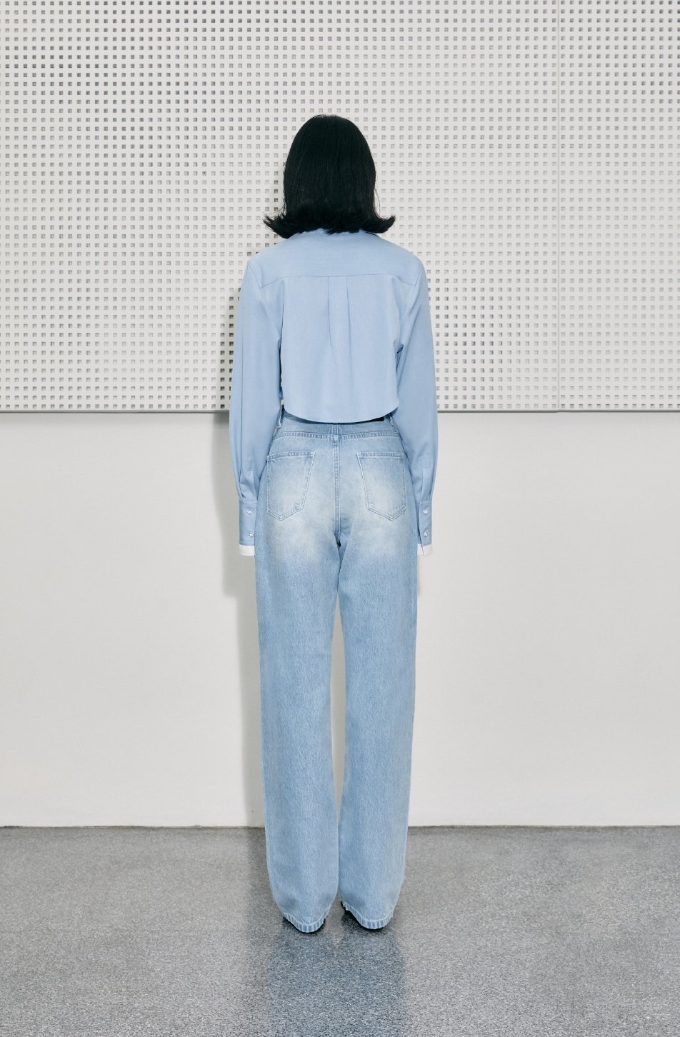 Slim Mid Waist Jeans 03