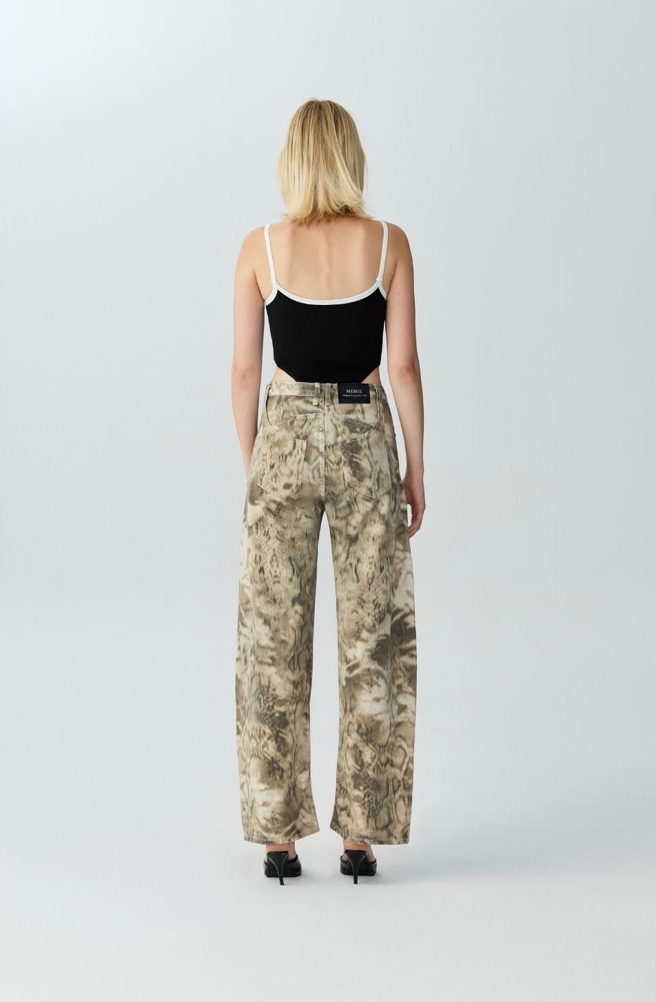 Baggy Curve Jeans (จัดส่ง 20/11)