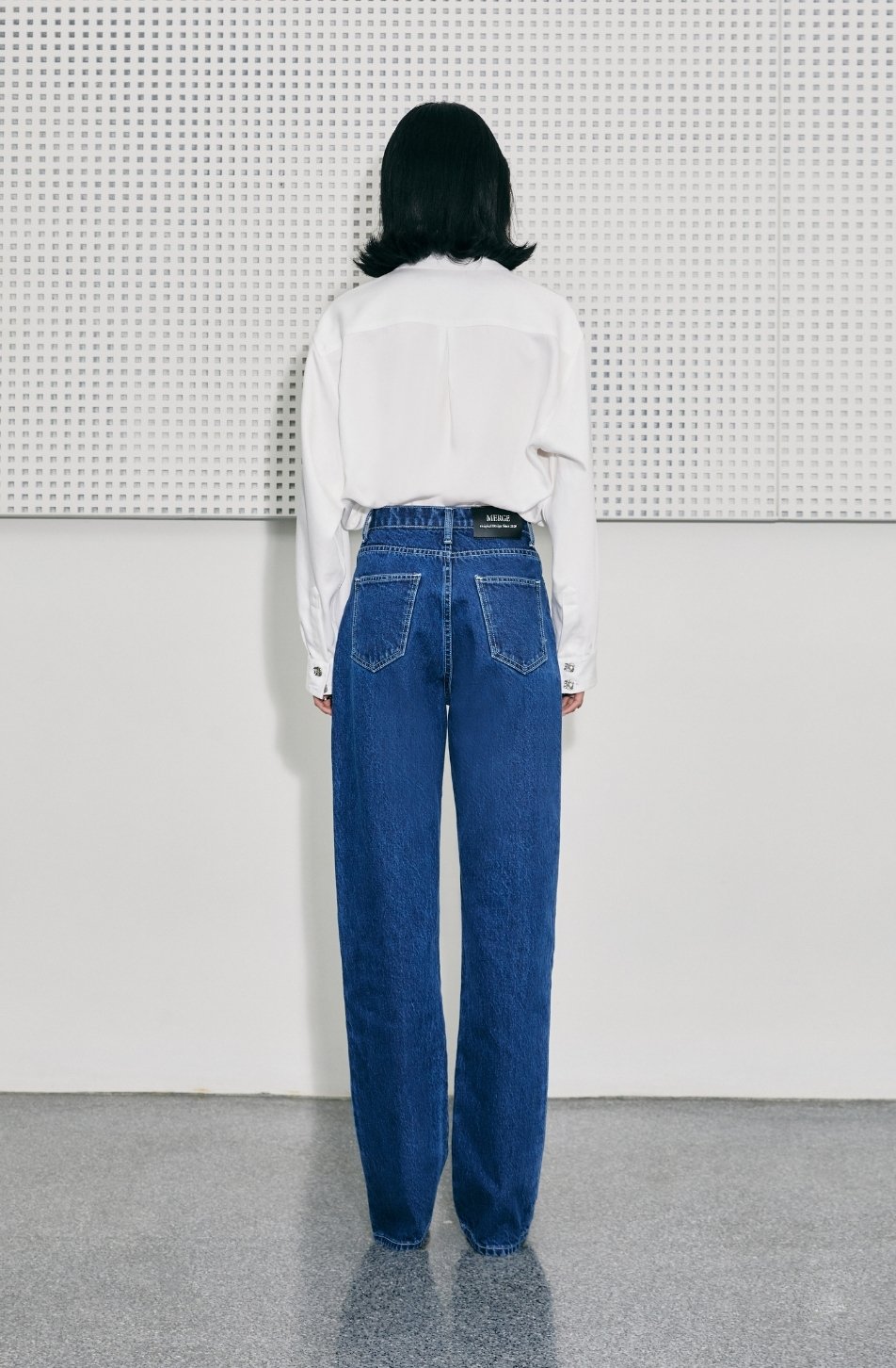 Slim Mid Waist Jeans 03