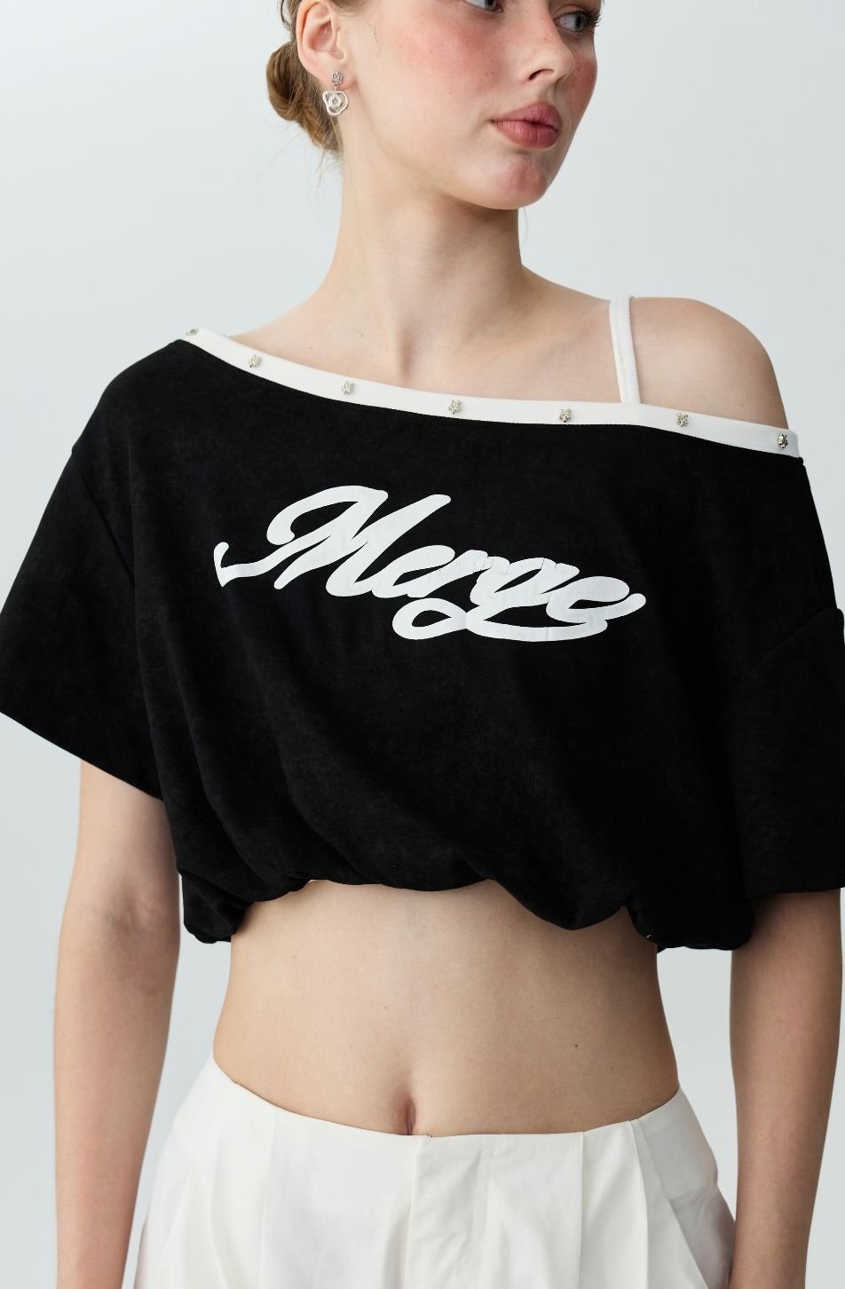 Paula Cropped Off Shoulder Top (จัดส่ง 12/11)