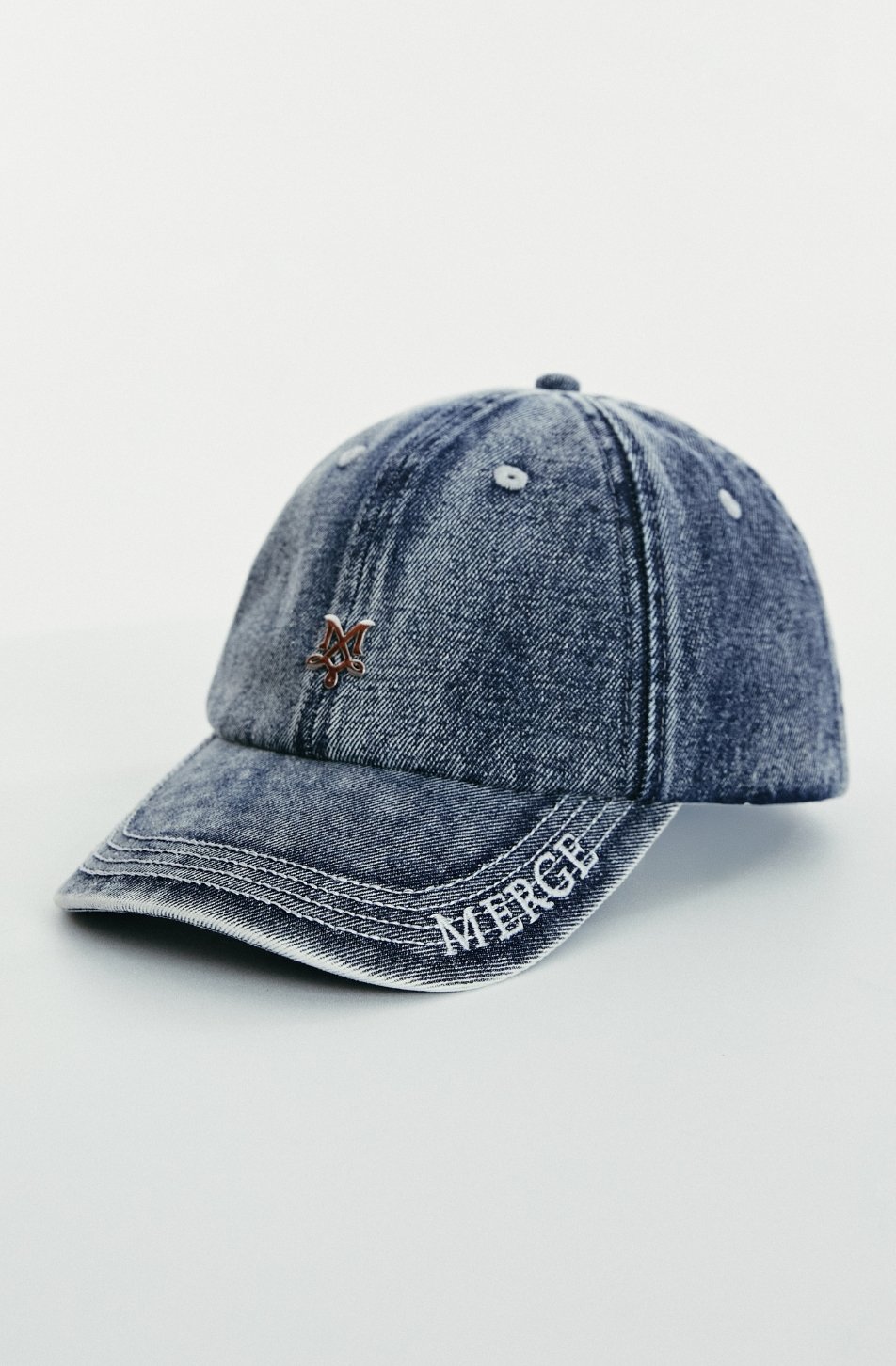 M Symbol Cap (สีใหม่จัดส่ง 28/01)