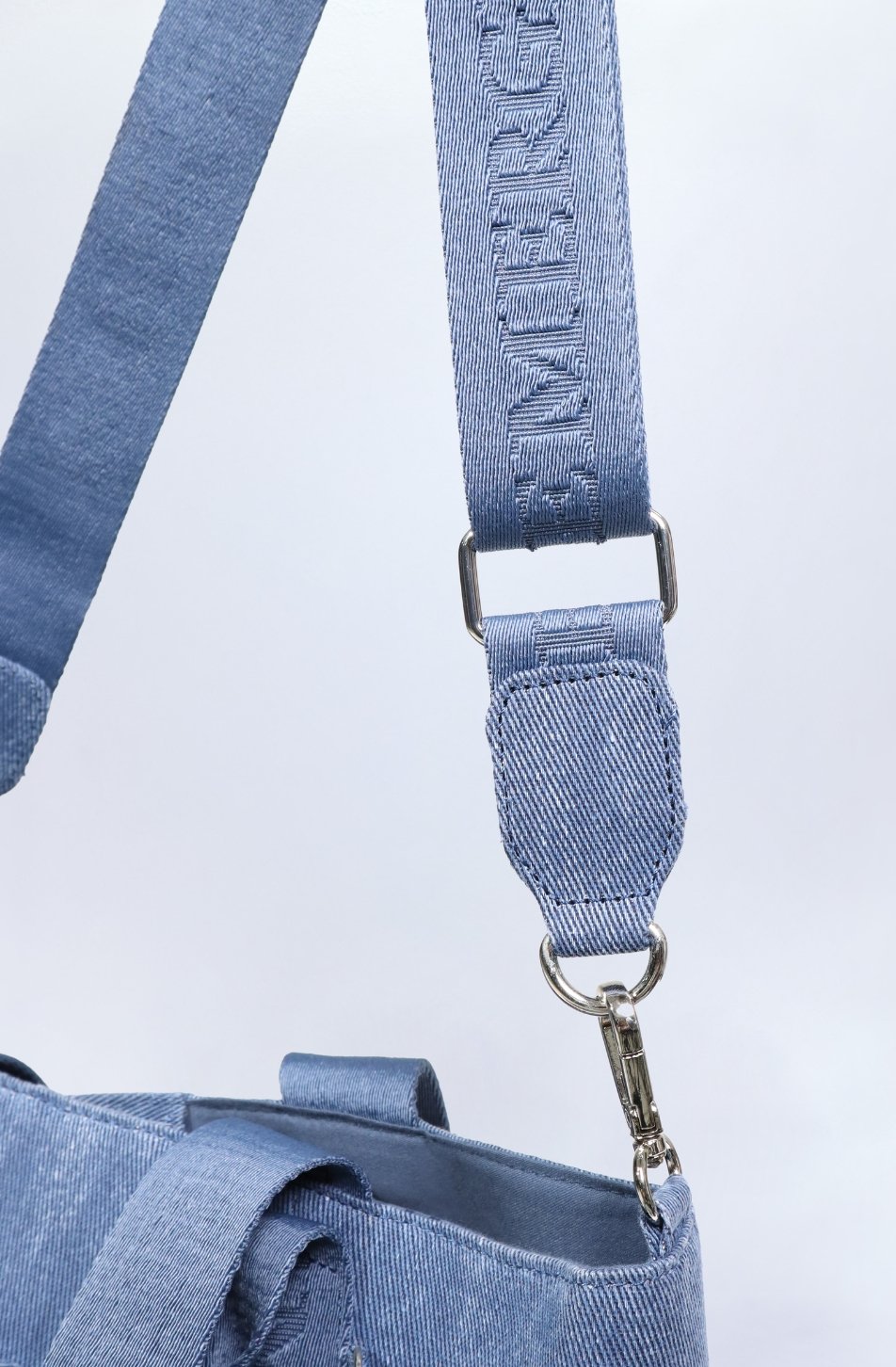 Merge Laya Bag