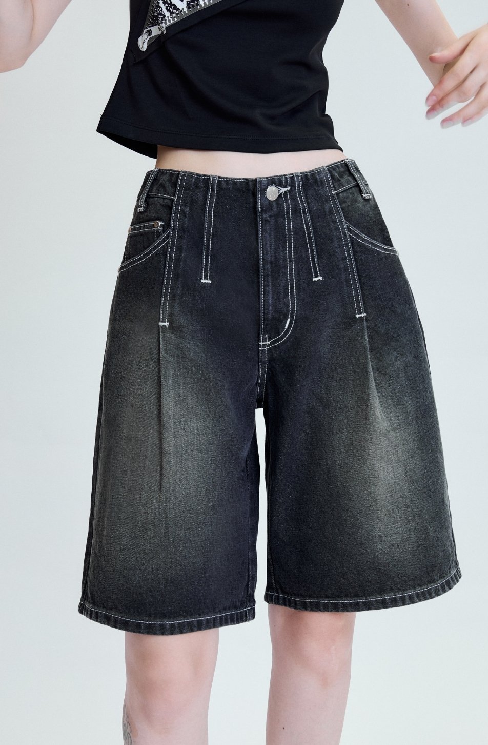 Whisper Denim Shorts (จัดส่ง 23/03)