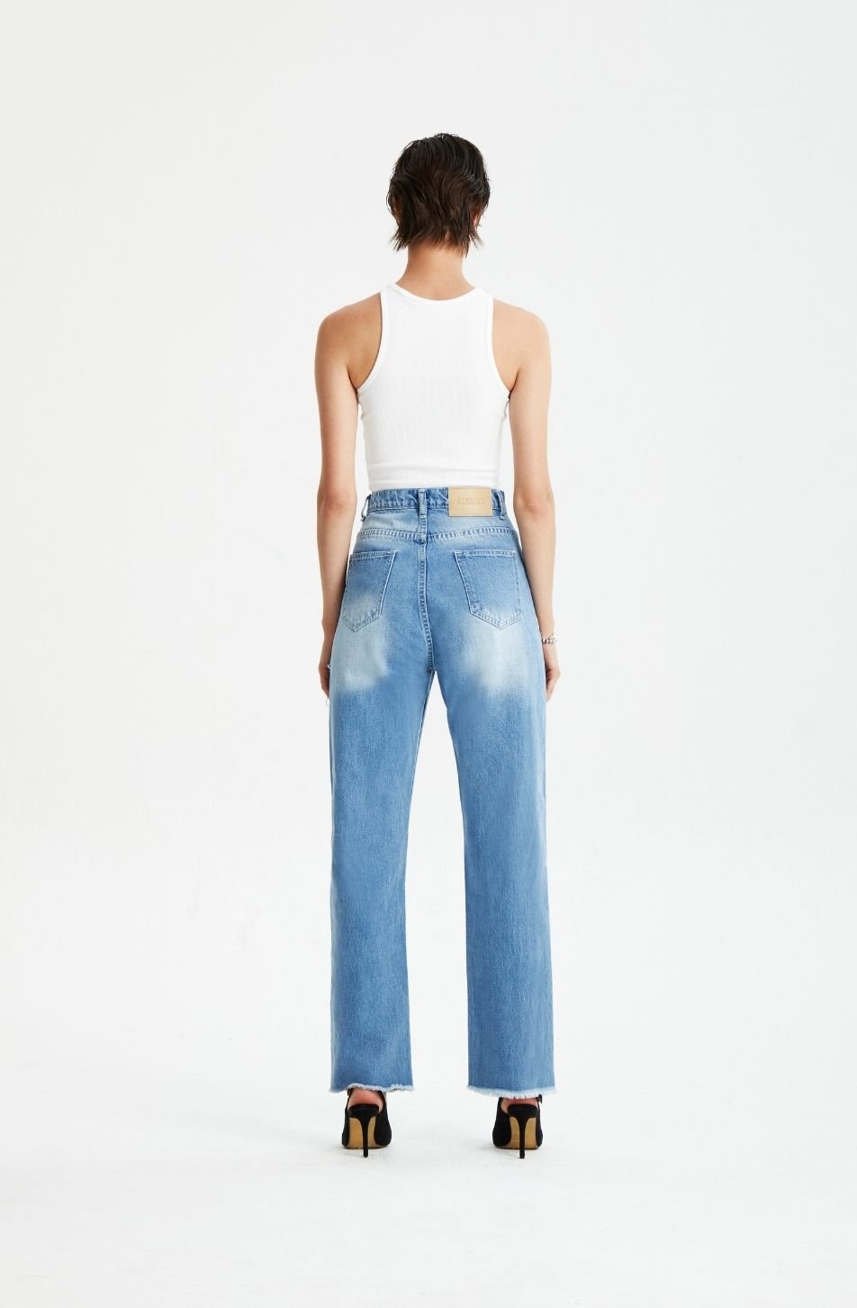 Ami Crop Top